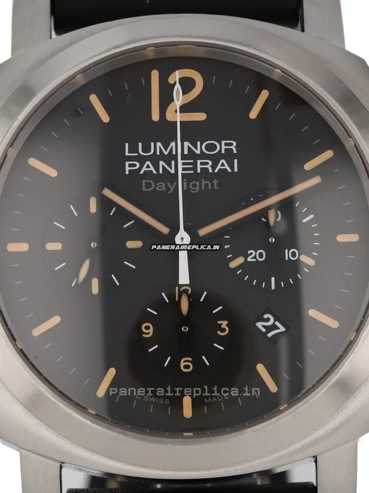 Alternative view of Excellent Copies Panerai Luminor Chrono 44mm Steel Case Watch