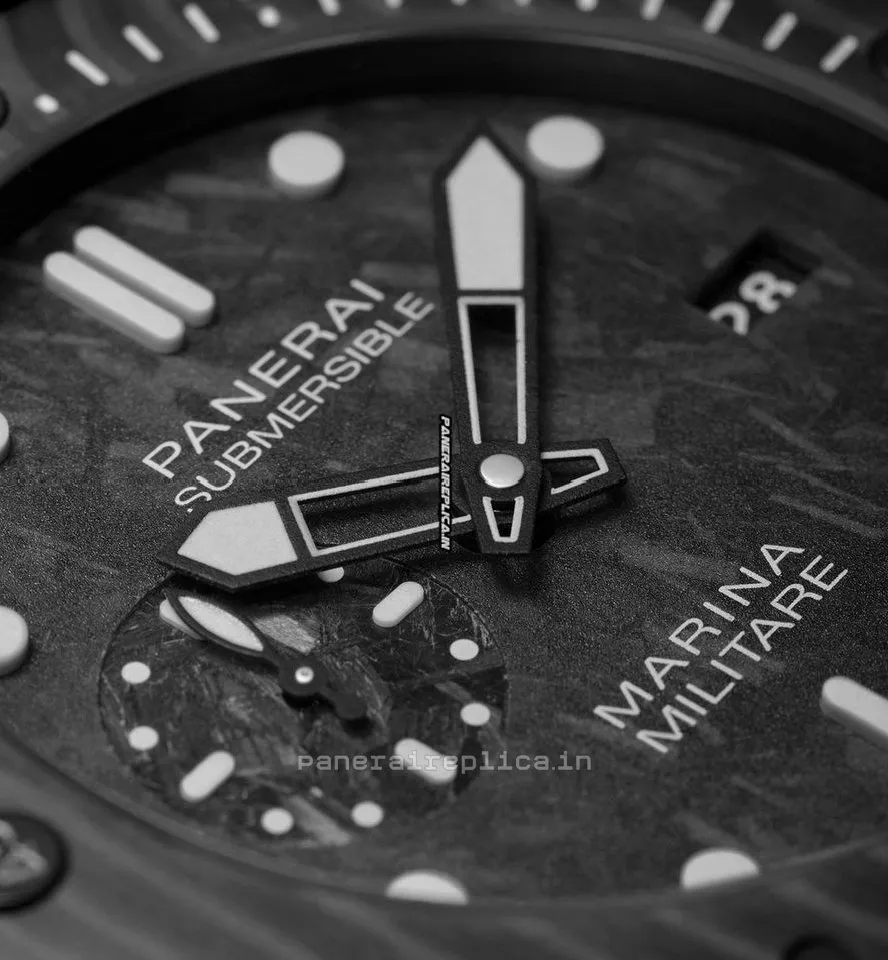Alternative view of Great Replica Panerai Luminor Submersible Carbon Case Mens/unisex Automatic Watch