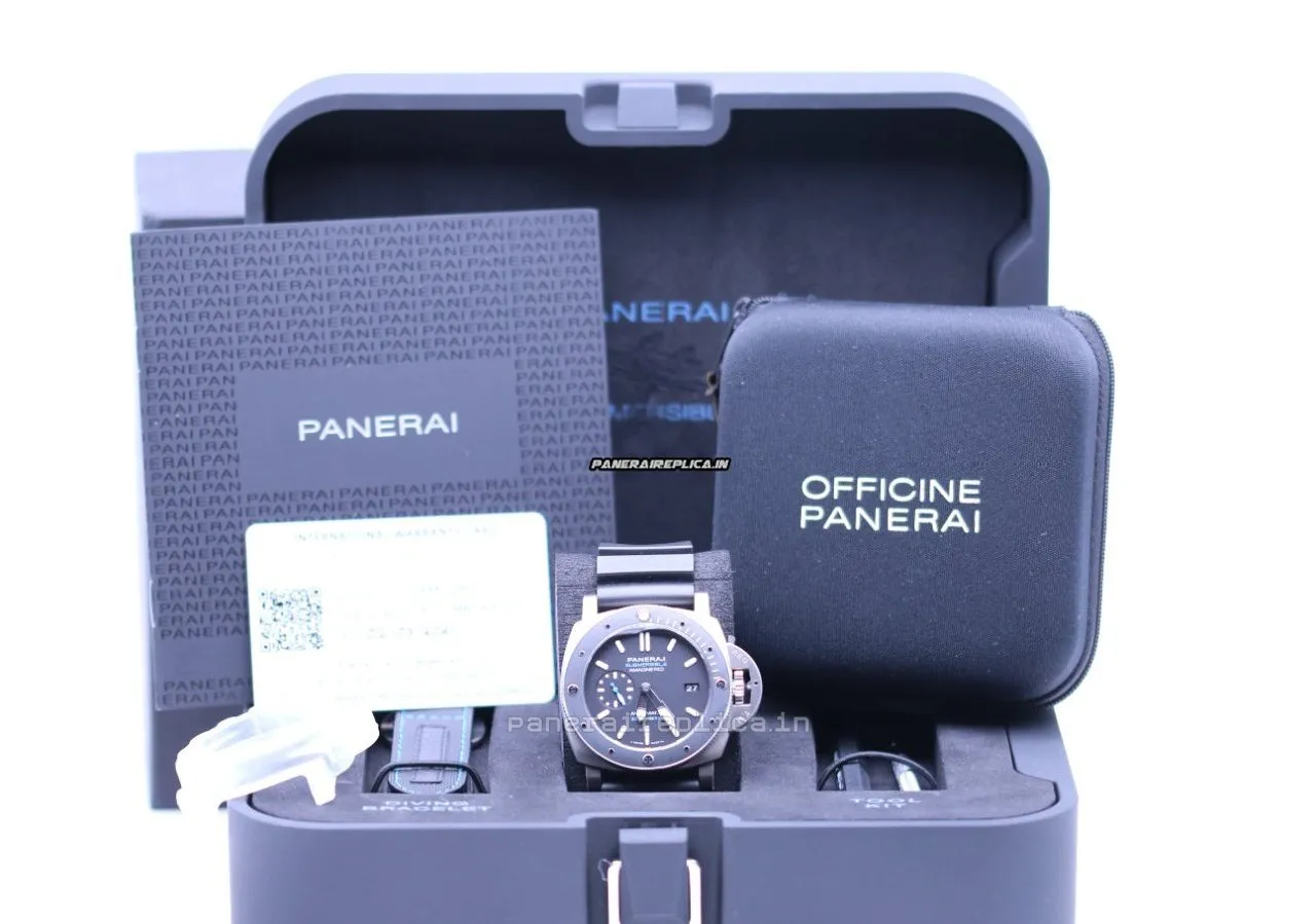 Alternative view of Remarkable Replica Panerai Luminor Submersible 47mm Titanium Case Mens/unisex Automatic Watch