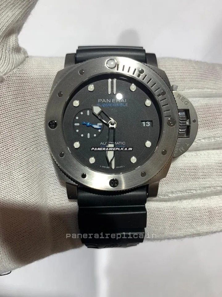 Alternative view of Good Replica Panerai Luminor Submersible 47mm Titanium Case Mens/unisex Automatic Watch