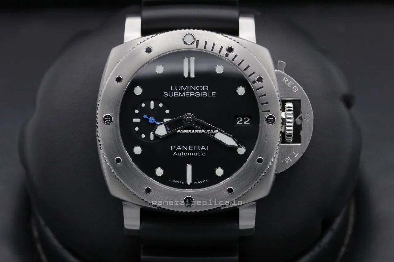 Great Copy Panerai Luminor Submersible 42mm Steel Case Watch