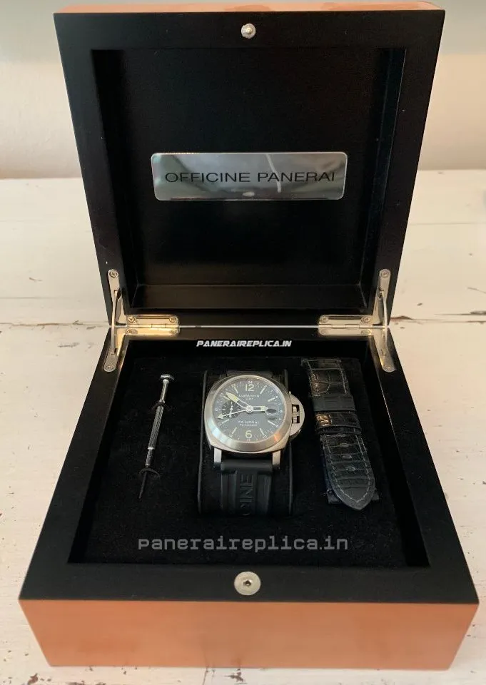 Alternative view of Attractive Clone Panerai Luminor Gmt Automatic 44mm Titanium Case Mens/unisex Automatic Watch