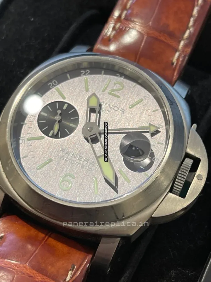 Alternative view of Wonderful Copies Panerai Luminor Gmt Automatic 44mm Titanium Case Mens/unisex Automatic Watch