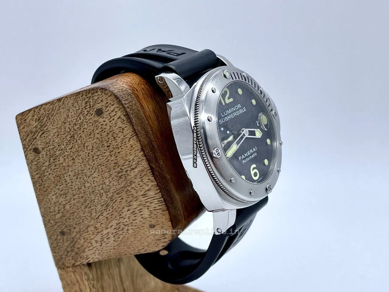 Alternative view of Awesome Fake Panerai Luminor Submersible 44mm Steel Case Mens/unisex Automatic Watch