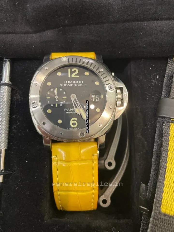 Alternative view of Superior Replica Panerai Luminor Submersible 44mm Steel Case Mens/unisex Automatic Watch