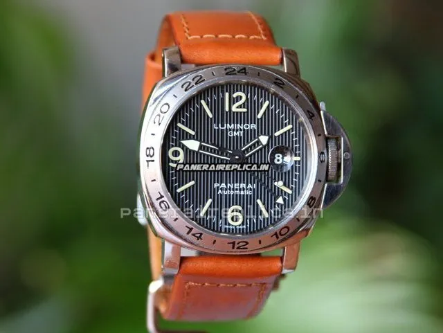 Alternative view of Quality Replica Panerai Special Editions Automatic Watch