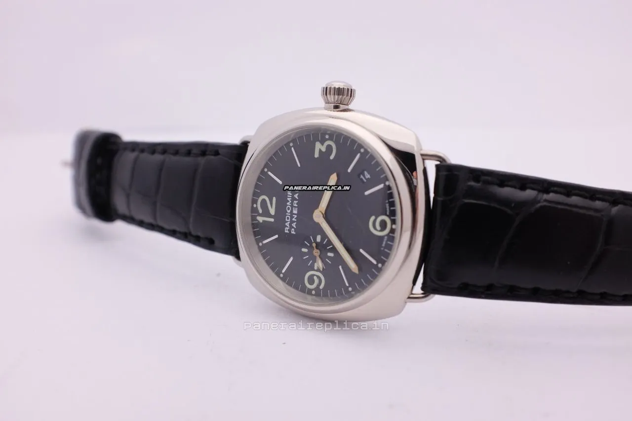 Unique Replica Panerai Radiomir 40mm White Gold Case Watch