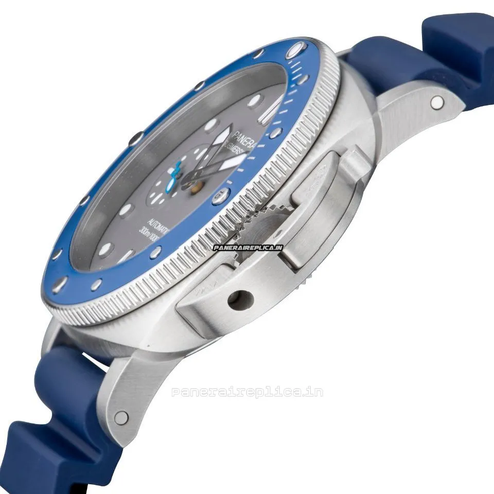 Alternative view of Fantastic Replica Panerai Luminor Submersible 42mm Steel Case Mens/unisex Automatic Watch