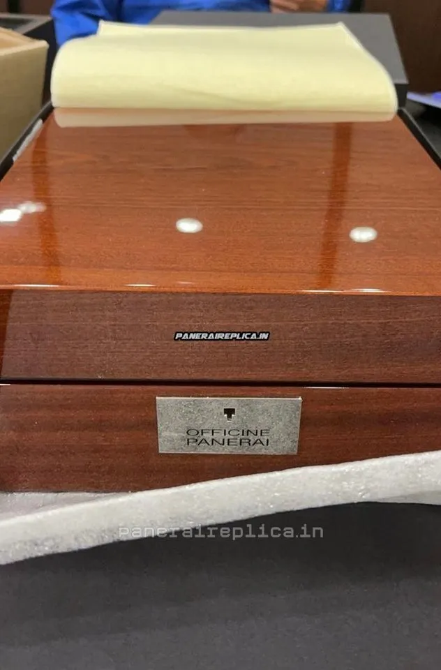 Alternative view of Stylish Replica Panerai Special Editions 47,00mm Rose Gold Case Mens/unisex Manual Winding Watch