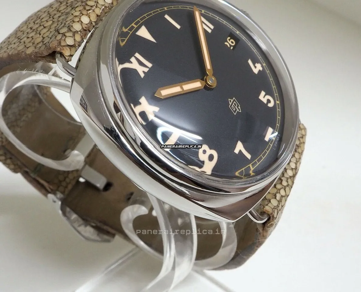 Alternative view of Fine Replica Panerai Radiomir 3 Days Gmt 47mm Steel Case Watch