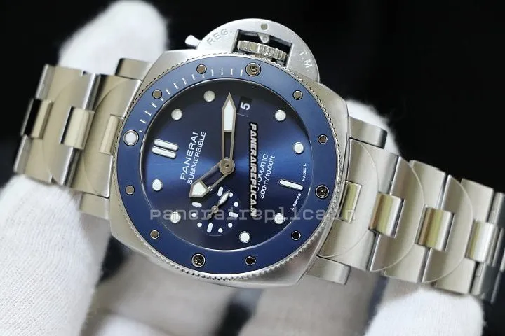 Alternative view of Best Imitation Panerai Luminor Submersible 42mm Steel Case Automatic Watch