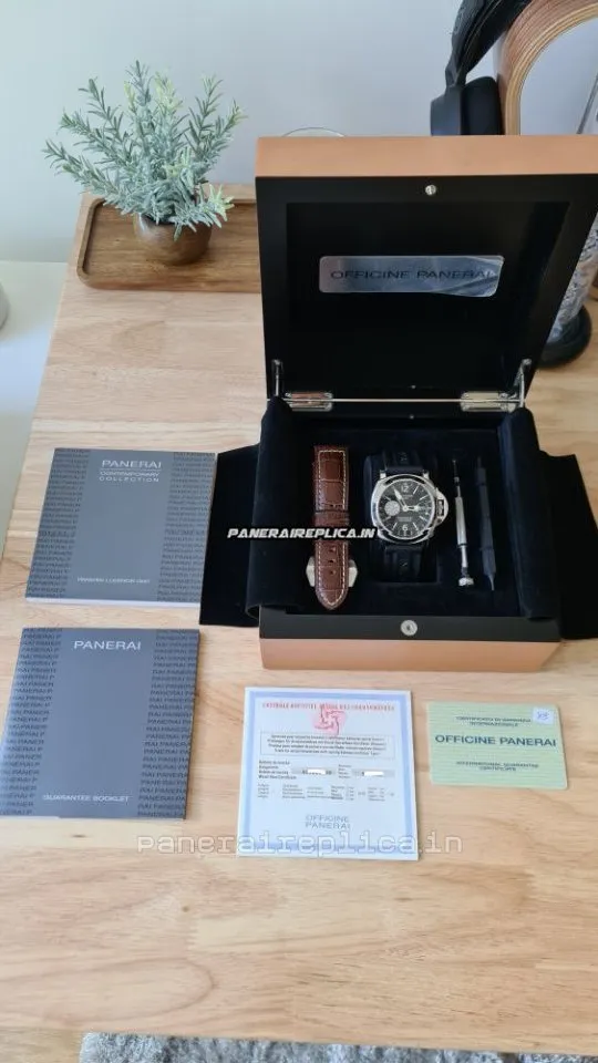 Alternative view of Ideal Replica Panerai Luminor Gmt Automatic 44mm Steel Case Mens/unisex Automatic Watch
