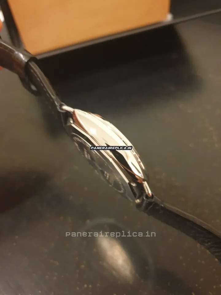 Alternative view of Amazing Replica Panerai Luminor Base Steel Case Mens/unisex Manual Winding Watch