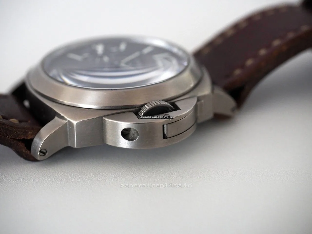 Alternative view of Superior Replica Panerai Luminor Marina 44mm Titanium Case Mens/unisex Manual Winding Watch