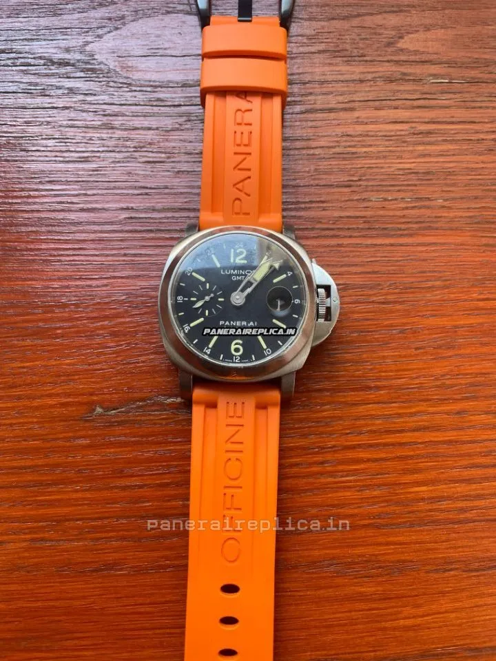 Alternative view of Great Replica Panerai Luminor Gmt Automatic 44mm Steel Case Mens/unisex Automatic Watch