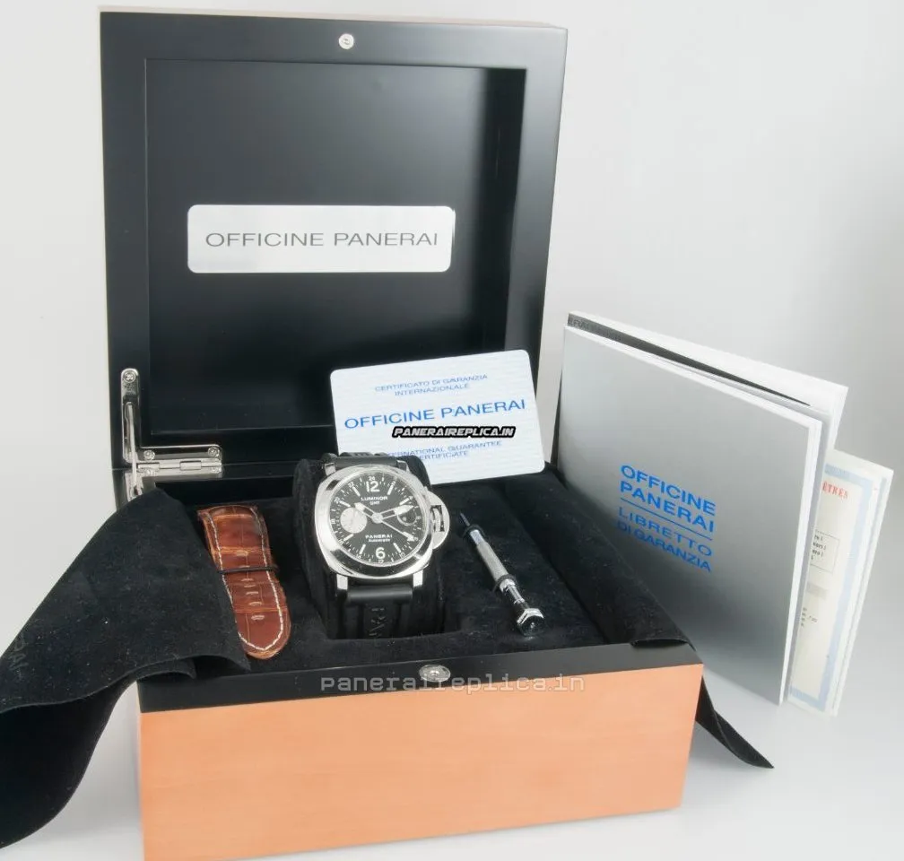 Alternative view of Perfect Fake Panerai Luminor Gmt Automatic 44mm Steel Case Mens/unisex Automatic Watch