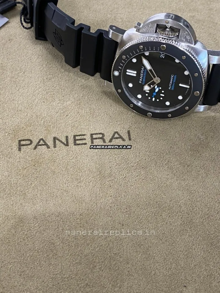 Alternative view of Remarkable Fakes Panerai Luminor Submersible 42mm Steel Case Mens/unisex Automatic Watch