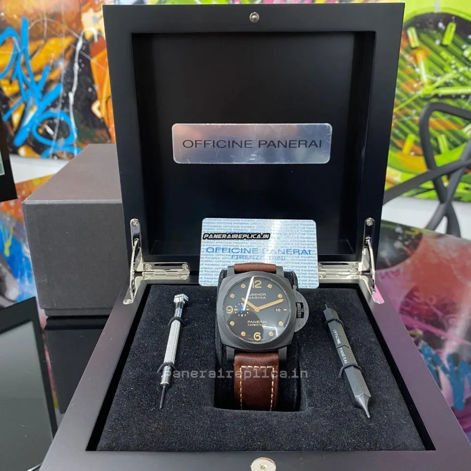 Alternative view of Perfect Fakes Panerai Luminor Marina 44mm Carbon Case Mens/unisex Automatic Watch
