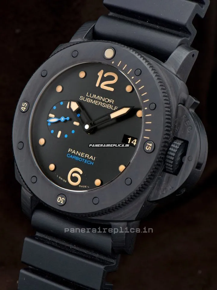 Alternative view of Great Replica Panerai Luminor Submersible 47mm Carbon Case Automatic Watch